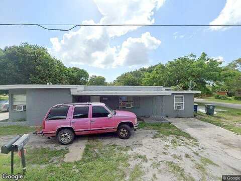 15Th, FORT PIERCE, FL 34950