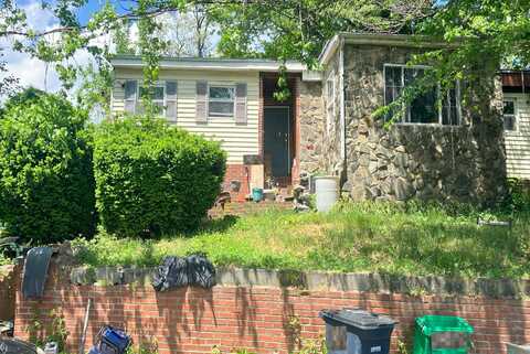 Glacier, CAPITOL HEIGHTS, MD 20743