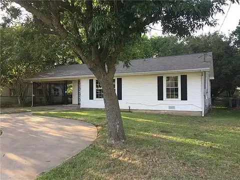 North, WHITESBORO, TX 76273