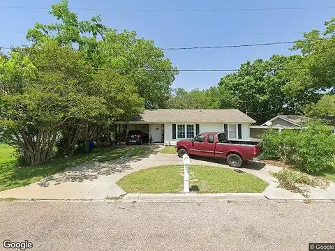 North, WHITESBORO, TX 76273