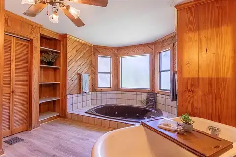 Narrow Lane, MONTGOMERY, AL 36116