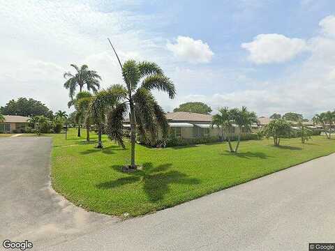 High Point Blvd N, Delray Beach, FL 33445