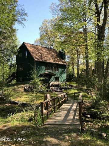 161 Spruce Lake Drive, Milford, PA 18337