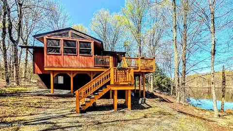 108 Butternut Lane, Canadensis, PA 18325