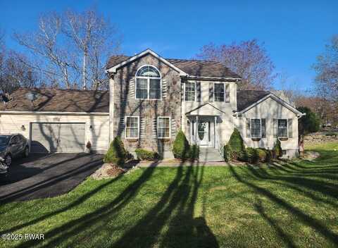 814 Clearview Drive, Long Pond, PA 18334