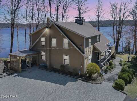 144 N Lake Loop, Lake Ariel, PA 18436