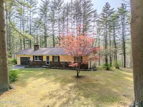 117 Circle Drive, Hawley, PA 18428