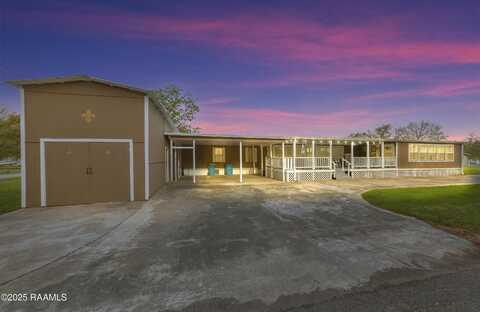 1107 Mitchell Boyer Road, Breaux Bridge, LA 70517