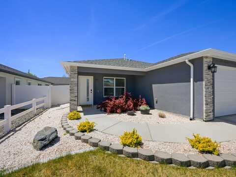 571 HENNESSY WAY, Grand Junction, CO 81504
