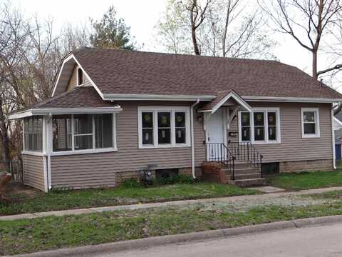 1611 Ashland, ROCKFORD, IL 61101