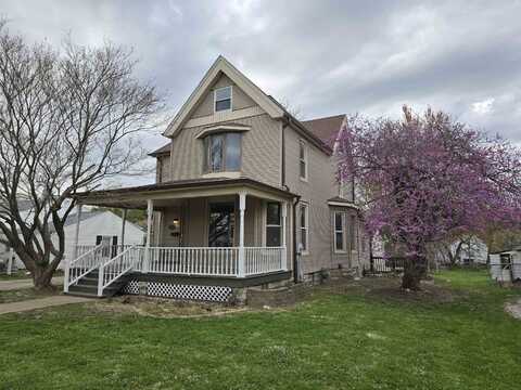 245 Cherry, Carthage, IL 62321