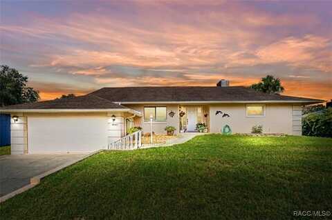 3945 N Timucua Point, Crystal River, FL 34428
