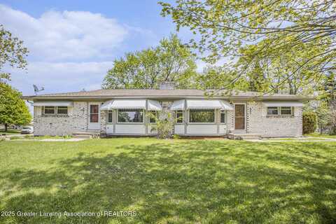 601/603 Farmstead Lane, Lansing, MI 48917
