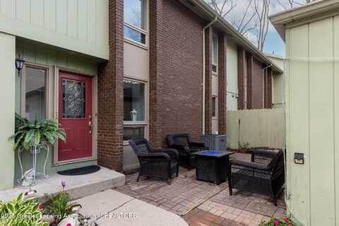 515 N Putnam Street, Williamston, MI 48895
