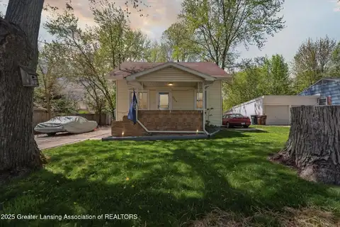 6028 Rolfe Road, Lansing, MI 48911