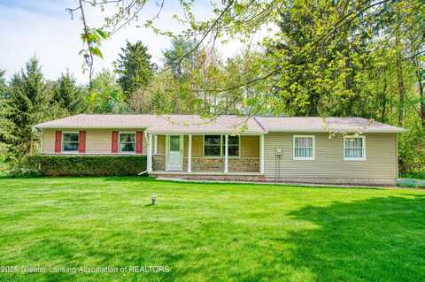5691 Forest Green Drive, Perry, MI 48872