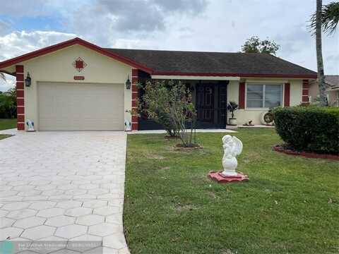 10407 NW 70th St, Tamarac, FL 33321