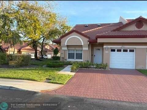 9749 Malvern Dr, Tamarac, FL 33321
