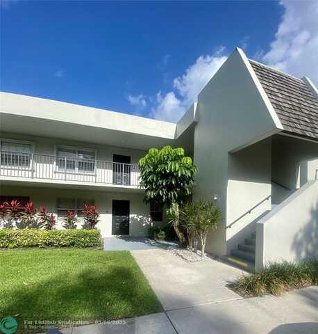 4007 N Cypress Dr, Pompano Beach, FL 33069