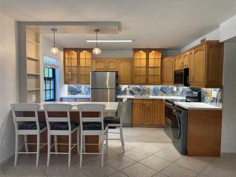 815 NE 28th St, Wilton Manors, FL 33334