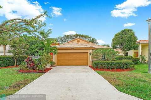 4030 Laurelwood Lane, Delray Beach, FL 33445