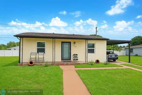 1300 NW 87th St, Miami, FL 33147