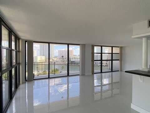 400 Leslie Dr, Hallandale Beach, FL 33009