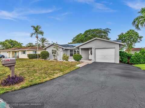 8107 NW 94th Ave, Tamarac, FL 33321