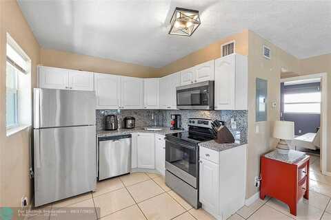 2741 NE 8th Avenue, Wilton Manors, FL 33334