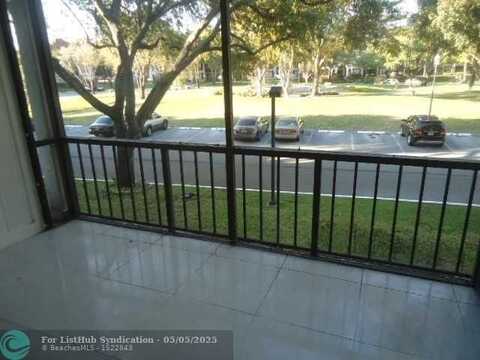 3650 Inverrary Dr, Lauderhill, FL 33319