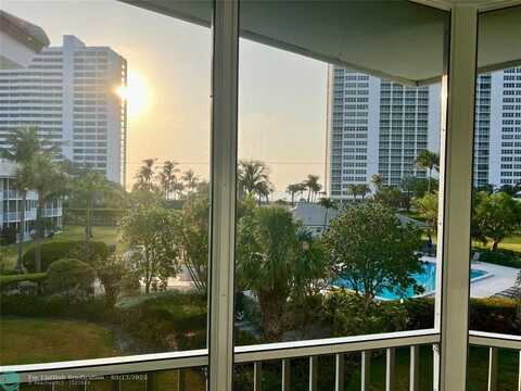 2730 Banyan Rd, Boca Raton, FL 33432