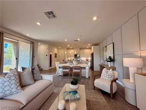 802 Royal Beekman Street, Henderson, NV 89011