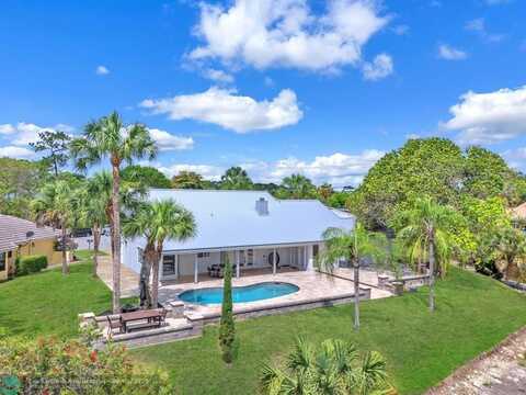 8715 NW 17th Manor, Coral Springs, FL 33071