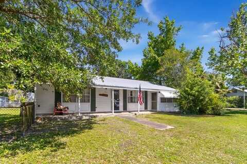 211 Ave F, Apalachicola, FL 32320