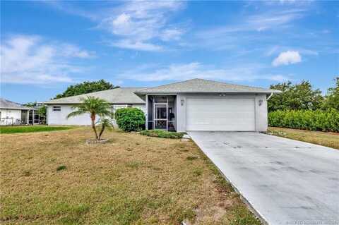 2800 SE Peru Street, Port Saint Lucie, FL 34984