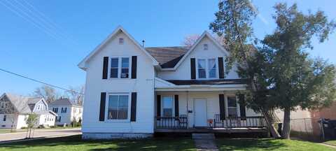 214 E WASHINGTON Street, NEW LONDON, WI 54961