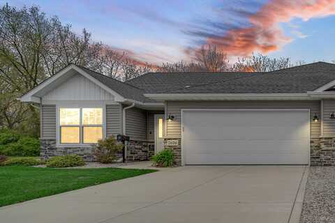 2636 New York Avenue, Whiting, IN 46394