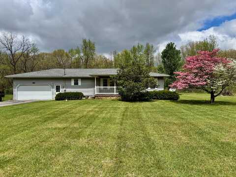 7940 E 50 S, Knox, IN 46534