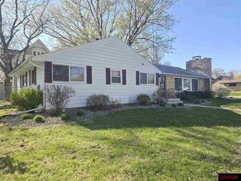 604 1st Ave S, Sleepy Eye, MN 56085
