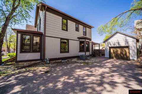 322 E Plum Street, Mankato, MN 56001