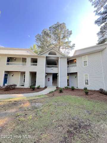 3300 Mulberry Lane, Greenville, NC 27858
