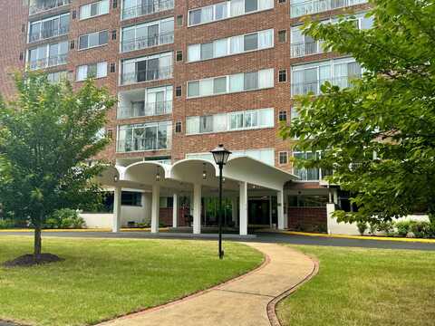 1414 Continental Drive, Chattanooga, TN 37405