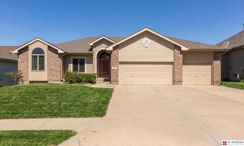 4902 Coffey Street, Bellevue, NE 68133