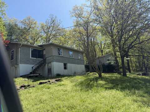 801 Little Dogwood Road, Kingston, TN 37763