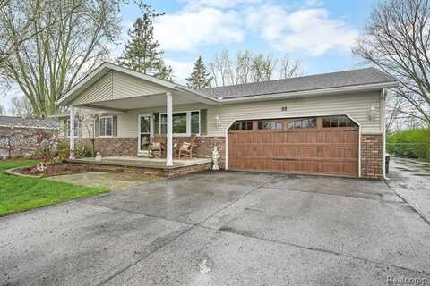 92 MICHIGAN Avenue, Marysville, MI 48040