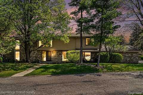7346 CREEK VIEW, West Bloomfield, MI 48322
