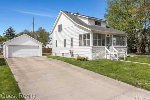 205 Elizabeth Street, Mount Clemens, MI 48043