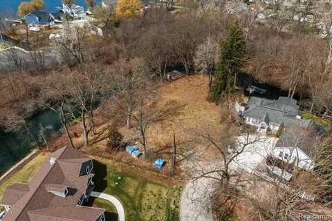 4339 BLUEBIRD Drive, Commerce Township, MI 48382
