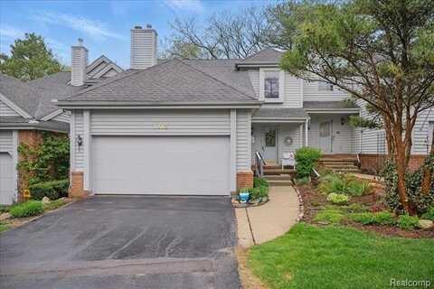 6582 Ridgeview Drive, Clarkston, MI 48346