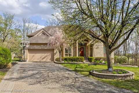 4981 COUNTRYSIDE Drive, West Bloomfield, MI 48323